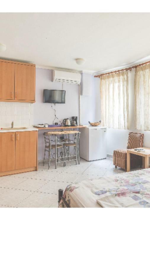 Appartement Studio Floral à Thessalonique Extérieur photo